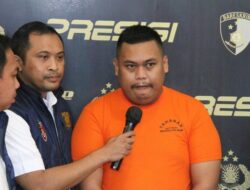 Muhammad Akbar atau Ajudan Pribadi ditangkap terkait kasus penipuan (Foto: dok. Polres Jakbar)
