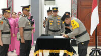 sertijab-kapolrestabes-medan Kapolda Sumut, Irjen Pol Whisnu Hermawan Februanto, melantik Kapolrestabes Medan. (HO/Bid Humas Polda Sumut)